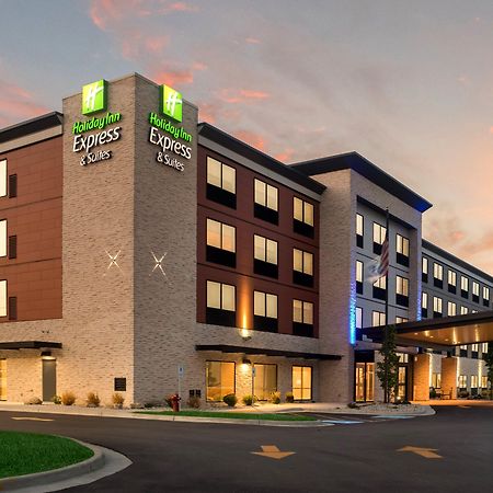 Holiday Inn Express & Suites Racine By Ihg Ngoại thất bức ảnh