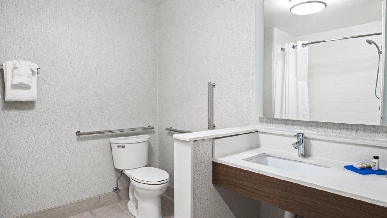 Holiday Inn Express & Suites Racine By Ihg Ngoại thất bức ảnh